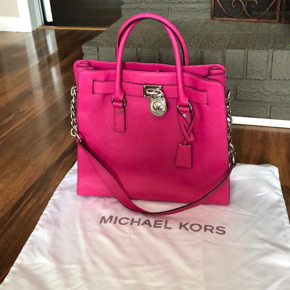 Like brand new Michael Kors Purse